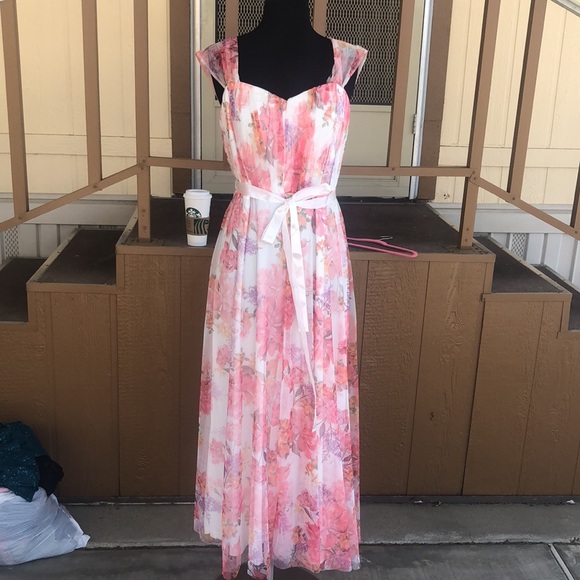 Gorgeous Flowing Long Designer Dress by Lovely Grace - Picture 12 of 15